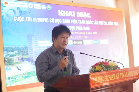 495 sinh viên phía Nam tranh tài tại kỳ thi Olympic cơ học - Ảnh 1. PGS.TS Nguyễn Hữu Lộc phát biểu tại kỳ thi Olympic cơ học toàn quốc lần thứ 33 - Ảnh: CHÍ HẠNH