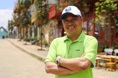 Bình luận viên Quang Tùng Bình luận viên Quang Tùng