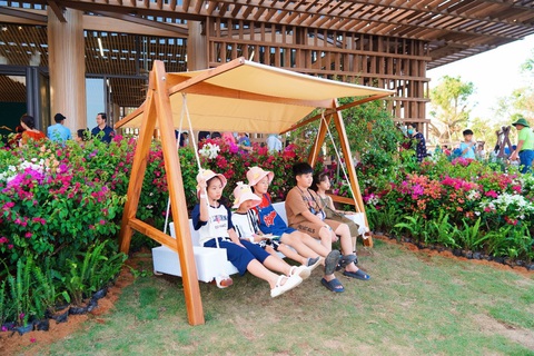 Khai trương công viên hồ Thiên Nga tại đô thị Eco Central Park - Ảnh 2. Công viên Hồ Thiên Nga là điểm đến mới của trẻ em Nghệ An - Ảnh: E.C.P