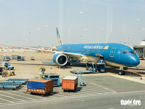 Cổ phiếu Novaland, Vietnam Airlines lao dốc giữa lúc thị trường chung bật tăng mạnh - Ảnh 1. Cổ phiếu Novaland, Vietnam Airlines lao dốc giữa lúc thị trường chung bật tăng mạnh - Ảnh 1.