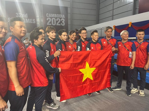 SEA Games 32: Thể dục dụng cụ mang về HCV thứ 4 trong ngày 8-5 - Ảnh 3. Thể dục dụng cụ xuất sắc bảo vệ thành công HCV nội dung đồng đội nam - Ảnh: Đ.K