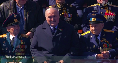 Tổng thống Belarus Alexander Lukashenko nằm trong số các lãnh đạo nước ngoài tới dự lễ duyệt binh ở Nga ngày 9-5 - Ảnh: 1TV.RU Tổng thống Belarus Alexander Lukashenko nằm trong số các lãnh đạo nước ngoài tới dự lễ duyệt binh ở Nga ngày 9-5 - Ảnh: 1TV.RU
