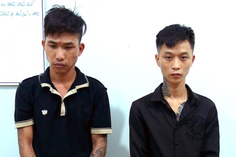 Mạo danh ‘hiệp sĩ’ chiếm đoạt điện thoại người dân - Ảnh 1. Mạo danh ‘hiệp sĩ’ chiếm đoạt điện thoại người dân - Ảnh 1.