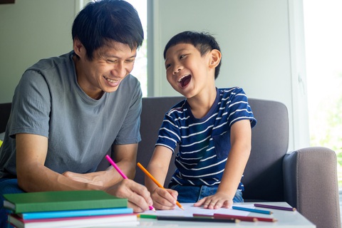Ông bố bị chửi quá trời khi hỏi 100 là số tròn chục lớn nhất? - Ảnh 2. Ông bố bị chửi quá trời khi hỏi 100 là số tròn chục lớn nhất? - Ảnh 2.