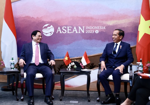 Tổng thống Indonesia đón Thủ tướng Phạm Minh Chính dự Hội nghị ASEAN - Ảnh 3. Tổng thống Indonesia đón Thủ tướng Phạm Minh Chính dự Hội nghị ASEAN - Ảnh 3.