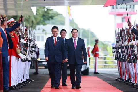 Tổng thống Indonesia đón Thủ tướng Phạm Minh Chính dự Hội nghị ASEAN - Ảnh 2. Tổng thống Indonesia đón Thủ tướng Phạm Minh Chính dự Hội nghị ASEAN - Ảnh 2.