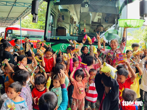 Ấm áp ân tình những chuyến nghỉ hè gửi nhà xe - Ảnh 4. Ấm áp ân tình những chuyến nghỉ hè gửi nhà xe - Ảnh 4.