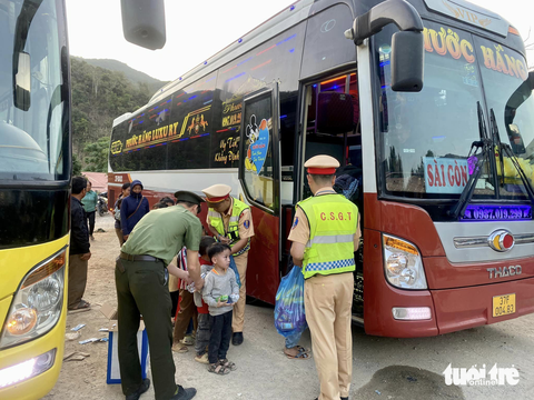 Ấm áp ân tình những chuyến nghỉ hè gửi nhà xe - Ảnh 5. Ấm áp ân tình những chuyến nghỉ hè gửi nhà xe - Ảnh 5.