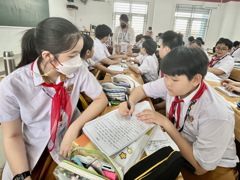 Rồng vàng vào lớp 6 tăng đột biến ở TP.HCM - Ảnh 1. Rồng vàng vào lớp 6 tăng đột biến ở TP.HCM - Ảnh 1.