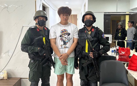 Bắt 3 người Hàn Quốc bị Interpol truy nã đỏ - Ảnh 1. Bắt 3 người Hàn Quốc bị Interpol truy nã đỏ - Ảnh 1.
