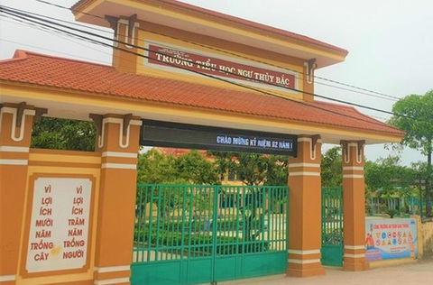 Hiệu trưởng đánh hiệu phó: Người bị cảnh cáo, người bị khiển trách - Ảnh 1. Trường tiểu học Ngư Thủy Bắc - nơi xảy ra vụ hiệu trưởng đánh hiệu phó - Ảnh: L.T.