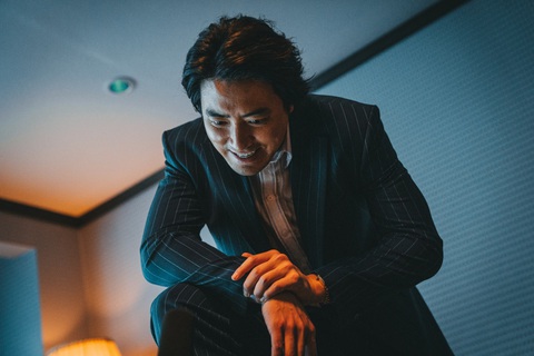 Quái kiệt cơ bắp Ma Dong Seok trở lại máu lửa với The Roundup 3 - Ảnh 5. Quái kiệt cơ bắp Ma Dong Seok trở lại máu lửa với The Roundup 3 - Ảnh 5.