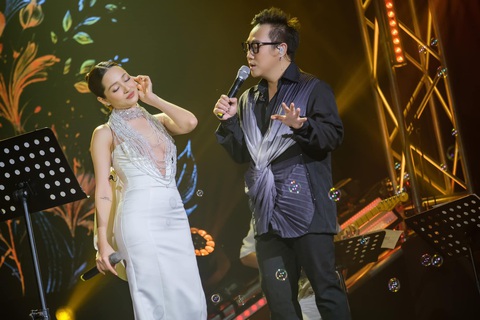 Trung Quân lần đầu cover ‘Như lời đồn’ khiến Bảo Anh có nguy cơ mất hit - Ảnh 4. Trung Quân lần đầu cover ‘Như lời đồn’ khiến Bảo Anh có nguy cơ mất hit - Ảnh 4.
