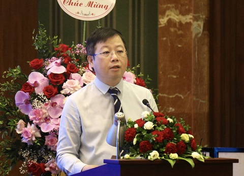 Đã đến lúc sửa đổi Luật Báo chí 2016 để phù hợp với thực tiễn - Ảnh 1. Thứ trưởng Bộ Thông tin và Truyền thông Nguyễn Thanh Lâm phát biểu tại hội thảo - Ảnh: DANH TRỌNG