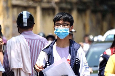 Thí sinh dự thi môn ngoại ngữ kỳ thi lớp 10 Hà Nội - Ảnh: NGUYÊN BẢO Thí sinh dự thi môn ngoại ngữ kỳ thi lớp 10 Hà Nội - Ảnh: NGUYÊN BẢO