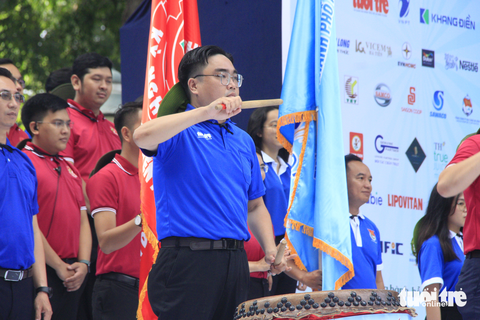 Cả ngàn bạn trẻ ra quân tình nguyện hè TP.HCM - Ảnh 4. Cả ngàn bạn trẻ ra quân tình nguyện hè TP.HCM - Ảnh 4.