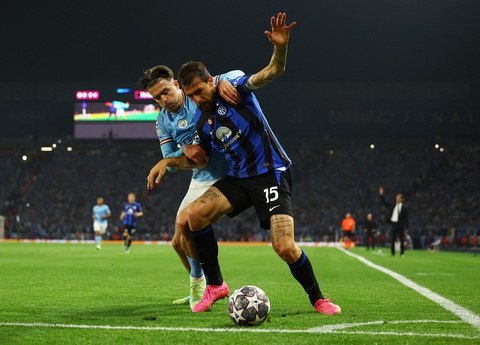 Những khoảnh khắc đáng nhớ ở chung kết Champions League - Ảnh 4. Những khoảnh khắc đáng nhớ ở chung kết Champions League - Ảnh 4.