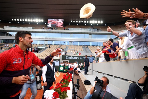 Nadal chúc mừng kỷ lục của Djokovic: 23 là con số không tưởng - Ảnh 1. Nadal chúc mừng kỷ lục của Djokovic: 23 là con số không tưởng - Ảnh 1.
