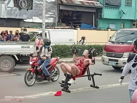 Ảnh vui 12-6: Nhìn hình là biết sắp có ít nhất 3 cặp chia tay - Ảnh 3. Ảnh vui 12-6: Nhìn hình là biết sắp có ít nhất 3 cặp chia tay - Ảnh 3.