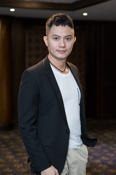Dàn người đẹp lộng lẫy cùng áo dài Ngô Nhật Huy - Ảnh 6. Dàn người đẹp lộng lẫy cùng áo dài Ngô Nhật Huy - Ảnh 6.