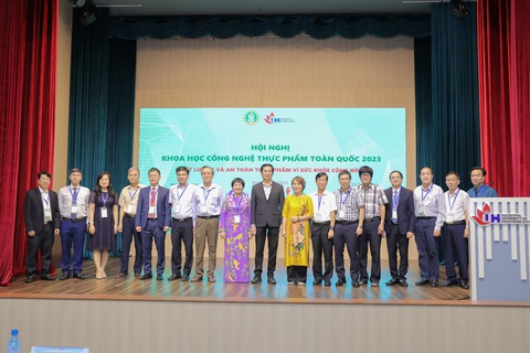 Chất lượng và an toàn thực phẩm vì sức khỏe cộng đồng - Ảnh 1. Chất lượng và an toàn thực phẩm vì sức khỏe cộng đồng - Ảnh 1.