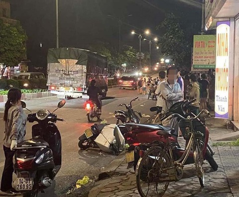 Chủ tịch phường ở Quảng Ninh gây tai nạn chết người đã ra trình diện - Ảnh 1. Chủ tịch phường ở Quảng Ninh gây tai nạn chết người đã ra trình diện - Ảnh 1.