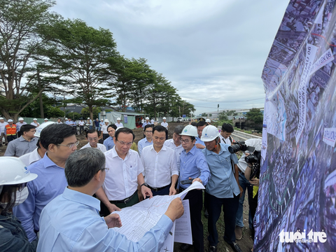 Phấn đấu 30-4-2025 hoàn thành dự án kênh Tham Lương - Bến Cát - rạch Nước Lên - Ảnh 1. Phấn đấu 30-4-2025 hoàn thành dự án kênh Tham Lương - Bến Cát - rạch Nước Lên - Ảnh 1.