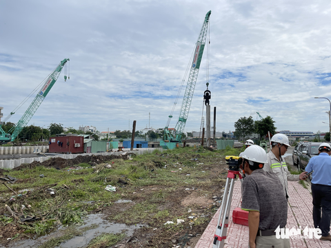 Phấn đấu 30-4-2025 hoàn thành dự án kênh Tham Lương - Bến Cát - rạch Nước Lên - Ảnh 3. Phấn đấu 30-4-2025 hoàn thành dự án kênh Tham Lương - Bến Cát - rạch Nước Lên - Ảnh 3.