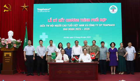Người từ tuổi trung niên trở lên quan tâm nhất chuyện gì? - Ảnh 1. Người từ tuổi trung niên trở lên quan tâm nhất chuyện gì? - Ảnh 1.