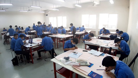 Nhiều trường giảm học phí 25% đến 70% cho nữ sinh viên học kỹ thuật - Ảnh 1. Nhiều trường giảm học phí 25% đến 70% cho nữ sinh viên học kỹ thuật - Ảnh 1.
