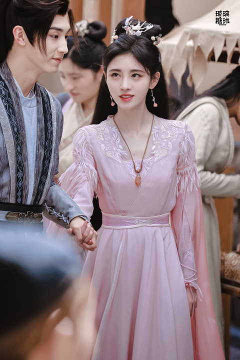 ‘Hố đen’ diễn xuất mới của màn ảnh Hoa ngữ gọi tên Cúc Tịnh Y - Ảnh 6. ‘Hố đen’ diễn xuất mới của màn ảnh Hoa ngữ gọi tên Cúc Tịnh Y - Ảnh 6.