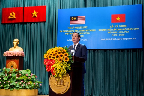 50 năm quan hệ Việt Nam - Malaysia: Tình bạn giúp xóa đi mọi thách thức - Ảnh 2. 50 năm quan hệ Việt Nam - Malaysia: Tình bạn giúp xóa đi mọi thách thức - Ảnh 2.