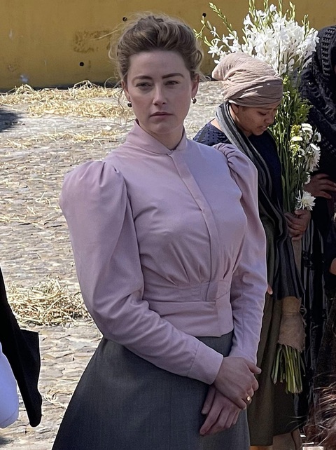 Amber Heard vừa trả 1 triệu USD, Johnny Depp lên ngay kế hoạch chi tiêu - Ảnh 5. Amber Heard vừa trả 1 triệu USD, Johnny Depp lên ngay kế hoạch chi tiêu - Ảnh 5.