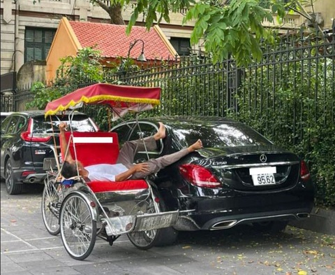 Ảnh vui 14-6: Người tinh mắt mới phát hiện điểm sai - Ảnh 4. Ảnh vui 14-6: Người tinh mắt mới phát hiện điểm sai - Ảnh 4.