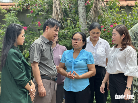 Vụ tấn công 2 trụ sở xã ở Đắk Lắk: Cửa hàng mở cửa lại, người dân lên nương... - Ảnh 4. Vụ tấn công 2 trụ sở xã ở Đắk Lắk: Cửa hàng mở cửa lại, người dân lên nương... - Ảnh 4.