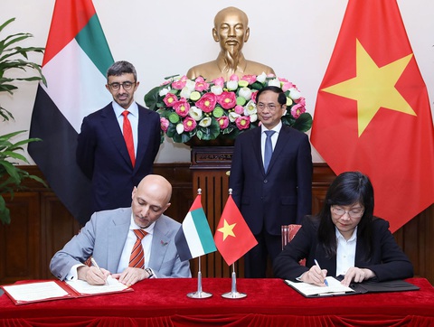 UAE muốn nhận thêm lao động Việt Nam - Ảnh 2. UAE muốn nhận thêm lao động Việt Nam - Ảnh 2.