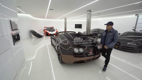 Bảo dưỡng Bugatti đắt thế nào: Thay nhớt cũng đủ mua ô tô mới - Ảnh 2. Bảo dưỡng Bugatti đắt thế nào: Thay nhớt cũng đủ mua ô tô mới - Ảnh 2.