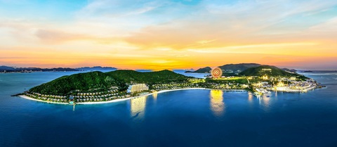 Hệ sinh thái du lịch tất cả trong một trên đảo Hòn Tre. Ảnh: D.K Hệ sinh thái du lịch tất cả trong một trên đảo Hòn Tre. Ảnh: D.K