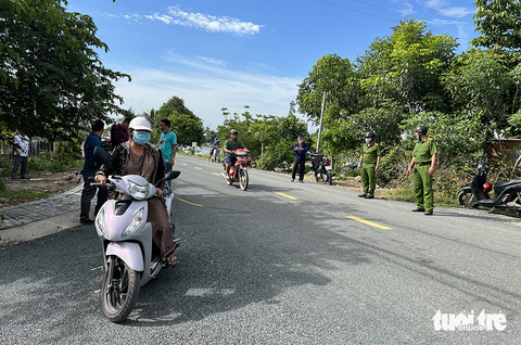Cướp giật dây chuyền, bỏ chạy 2km rồi bị bắt - Ảnh 1. Cướp giật dây chuyền, bỏ chạy 2km rồi bị bắt - Ảnh 1.