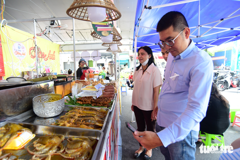 Tưng bừng khuyến mãi ở lễ hội ‘Không tiền mặt - Cashless Town’ khai hội ngày 16-6 - Ảnh 4. Tưng bừng khuyến mãi ở lễ hội ‘Không tiền mặt - Cashless Town’ khai hội ngày 16-6 - Ảnh 4.