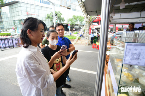 Tưng bừng khuyến mãi ở lễ hội ‘Không tiền mặt - Cashless Town’ khai hội ngày 16-6 - Ảnh 9. Tưng bừng khuyến mãi ở lễ hội ‘Không tiền mặt - Cashless Town’ khai hội ngày 16-6 - Ảnh 9.