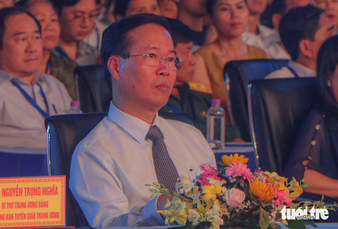 Chủ tịch nước dự Lễ hội nho - vang Ninh Thuận - Ảnh 1. Chủ tịch nước dự Lễ hội nho - vang Ninh Thuận - Ảnh 1.