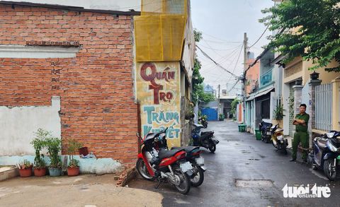 Vụ cụ bà 85 tuổi bị bạo hành: Công ty không có giấy phép hoạt động - Ảnh 1. Vụ cụ bà 85 tuổi bị bạo hành: Công ty không có giấy phép hoạt động - Ảnh 1.