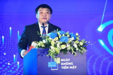 Nhà báo Lê Thế Chữ, tổng biên tập báo Tuổi Trẻ - Ảnh: QUANG ĐỊNH Nhà báo Lê Thế Chữ, tổng biên tập báo Tuổi Trẻ - Ảnh: QUANG ĐỊNH