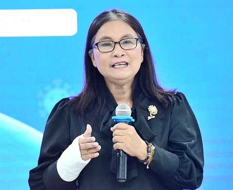BS Bạch Thị Chính - giám đốc y khoa hệ thống Trung tâm tiêm chủng VNVC, phát biểu tại buổi tọa đàm - Ảnh: DUYÊN PHAN BS Bạch Thị Chính - giám đốc y khoa hệ thống Trung tâm tiêm chủng VNVC, phát biểu tại buổi tọa đàm - Ảnh: DUYÊN PHAN
