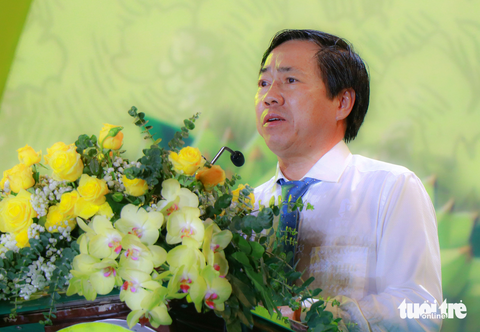 Ông Phan Tấn Cảnh – phó chủ tịch UBND tỉnh Ninh Thuận phát biểu tại Lễ hội - Ảnh: DUY NGỌC Ông Phan Tấn Cảnh - phó chủ tịch UBND tỉnh Ninh Thuận - phát biểu tại Lễ hội - Ảnh: DUY NGỌC