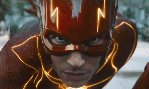 The Flash: Anh hùng siêu tốc độ và vận mệnh của vũ trụ DC - Ảnh 3. The Flash: Anh hùng siêu tốc độ và vận mệnh của vũ trụ DC - Ảnh 3.