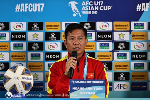HLV Hoàng Anh Tuấn: U17 Việt Nam không bị sức ép gì - Ảnh 1. HLV Hoàng Anh Tuấn: U17 Việt Nam không bị sức ép gì - Ảnh 1.