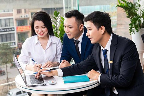 Những điều ứng viên cần biết về việc làm trưởng nhóm kinh doanh (Phần 1) - Ảnh 5. Đào tạo nhân viên kinh doanh mới – Nguồn: Internet