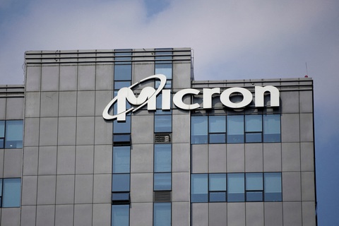 Hãng chip Mỹ Micron cam kết vẫn bỏ tiền vào Trung Quốc dù bị tuýt còi - Ảnh 1. Hãng chip Mỹ Micron cam kết vẫn bỏ tiền vào Trung Quốc dù bị tuýt còi - Ảnh 1.